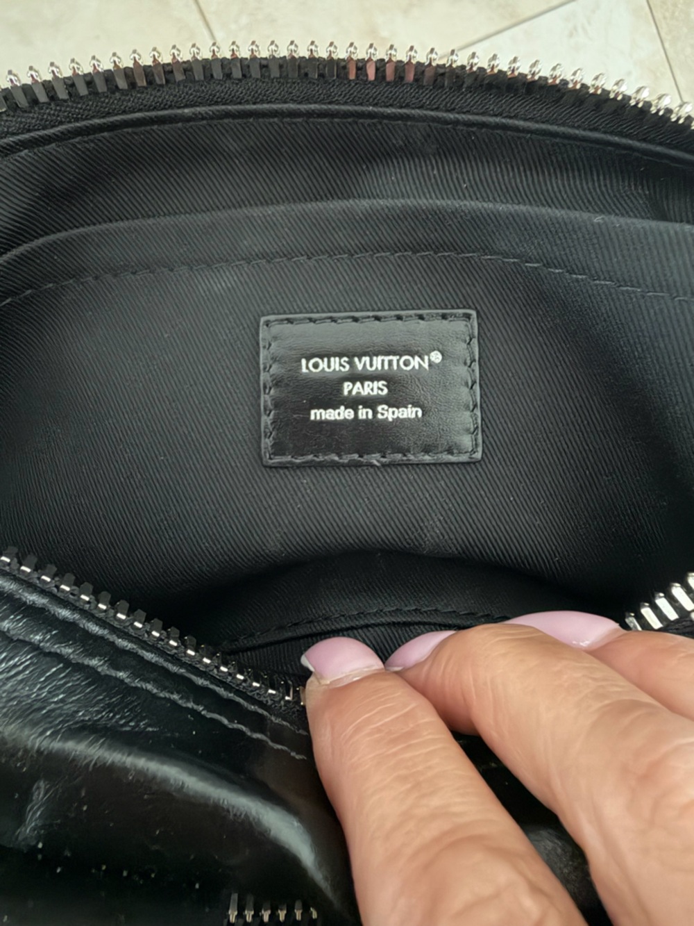 Pharrell Louis Vuitton Keepall Cargo Bandouliere 25 Leather 3 way bag like new - Picture 10 of 16